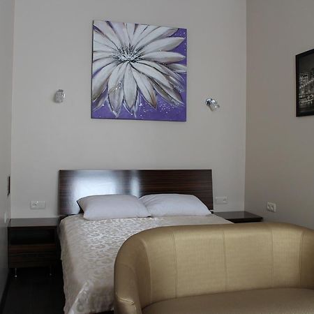 Elite Odessa Apartments Szoba fotó